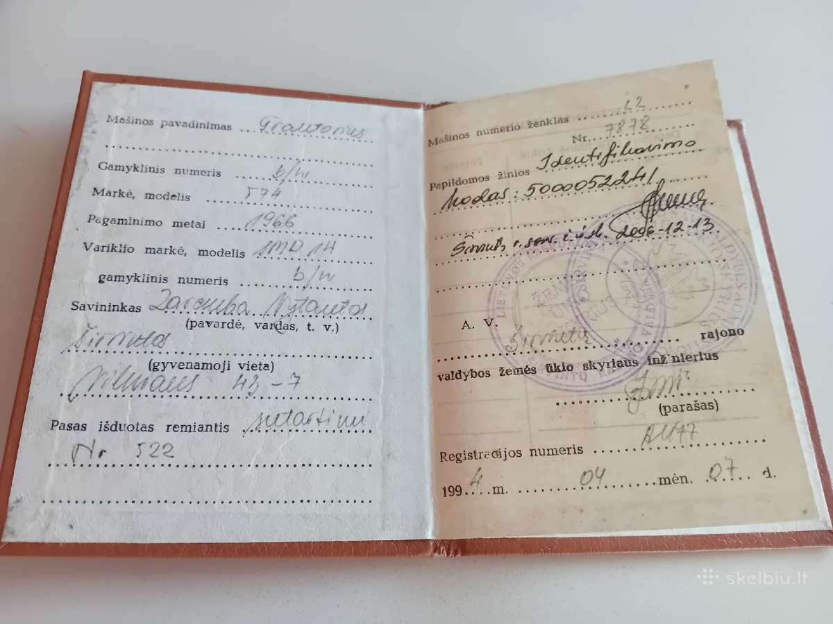 Tarybiniu automobiliu knygos ir katalogai,ratai - nuotraukos Nr. 30