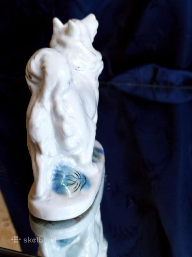 40 - jų metų kolekcine statulele-лайка. - nuotraukos Nr. 6