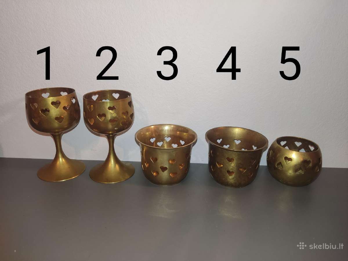 Žalvarinės žvakidės