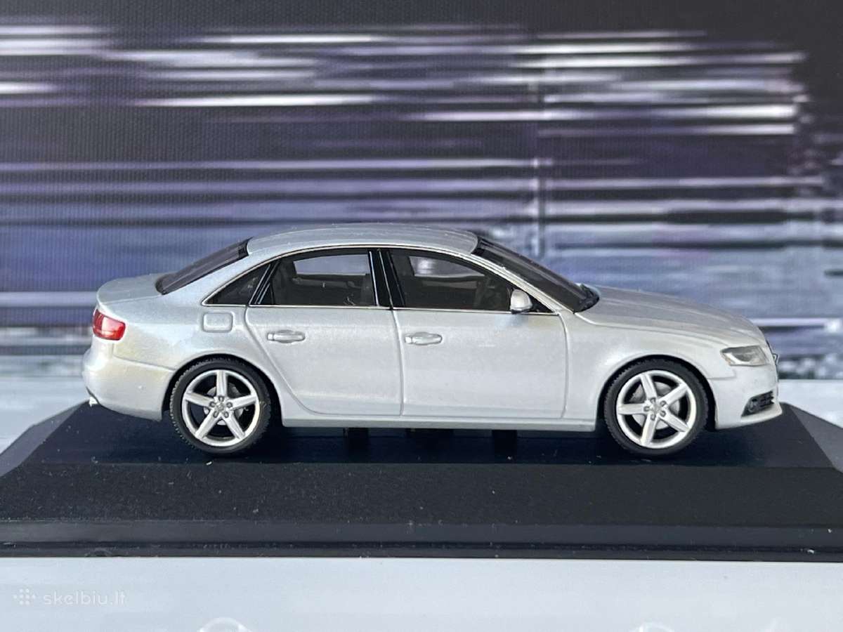 Audi A4 B8 1:43 - nuotraukos Nr. 4