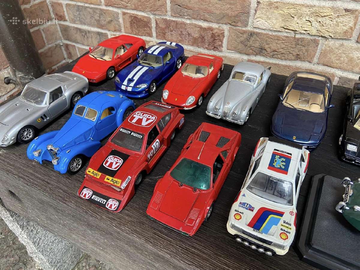 1:24 modeliukai Mercedes Ferrari Jaguar Renault - nuotraukos Nr. 5