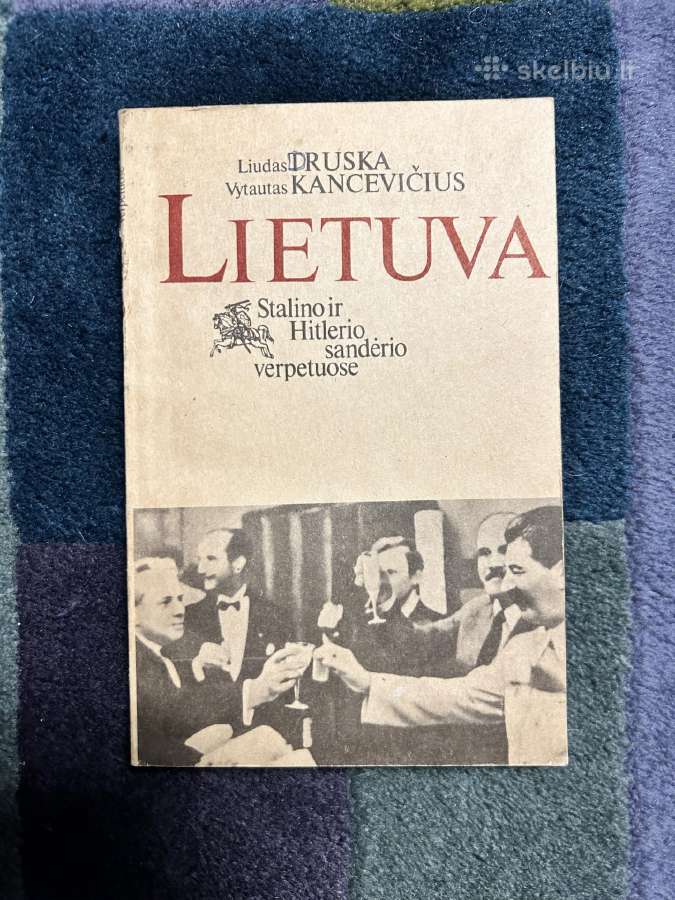 Lietuva Stalino ir Hitlerio sandėrio verpetuose