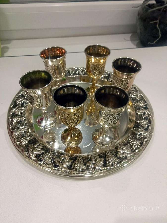 Senovinės melchiorinės taurelės su padėklu. - nuotraukos Nr. 3