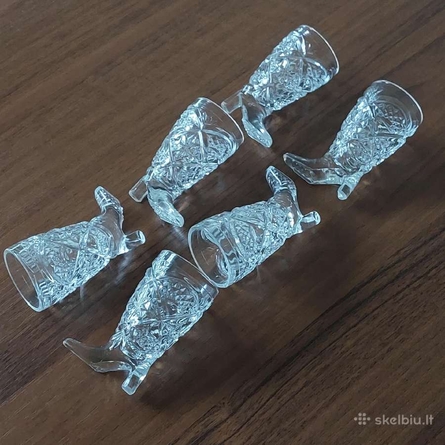 Suvenyrinės krištolinės stiklinės " Batukas ". - nuotraukos Nr. 13