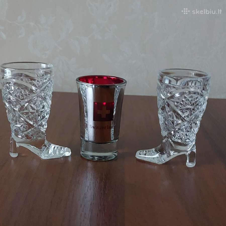 Suvenyrinės krištolinės stiklinės " Batukas ". - nuotraukos Nr. 16