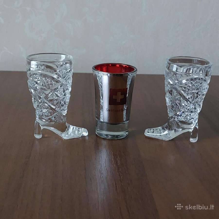 Suvenyrinės mažos stiklinės .Parduodu . - nuotraukos Nr. 32