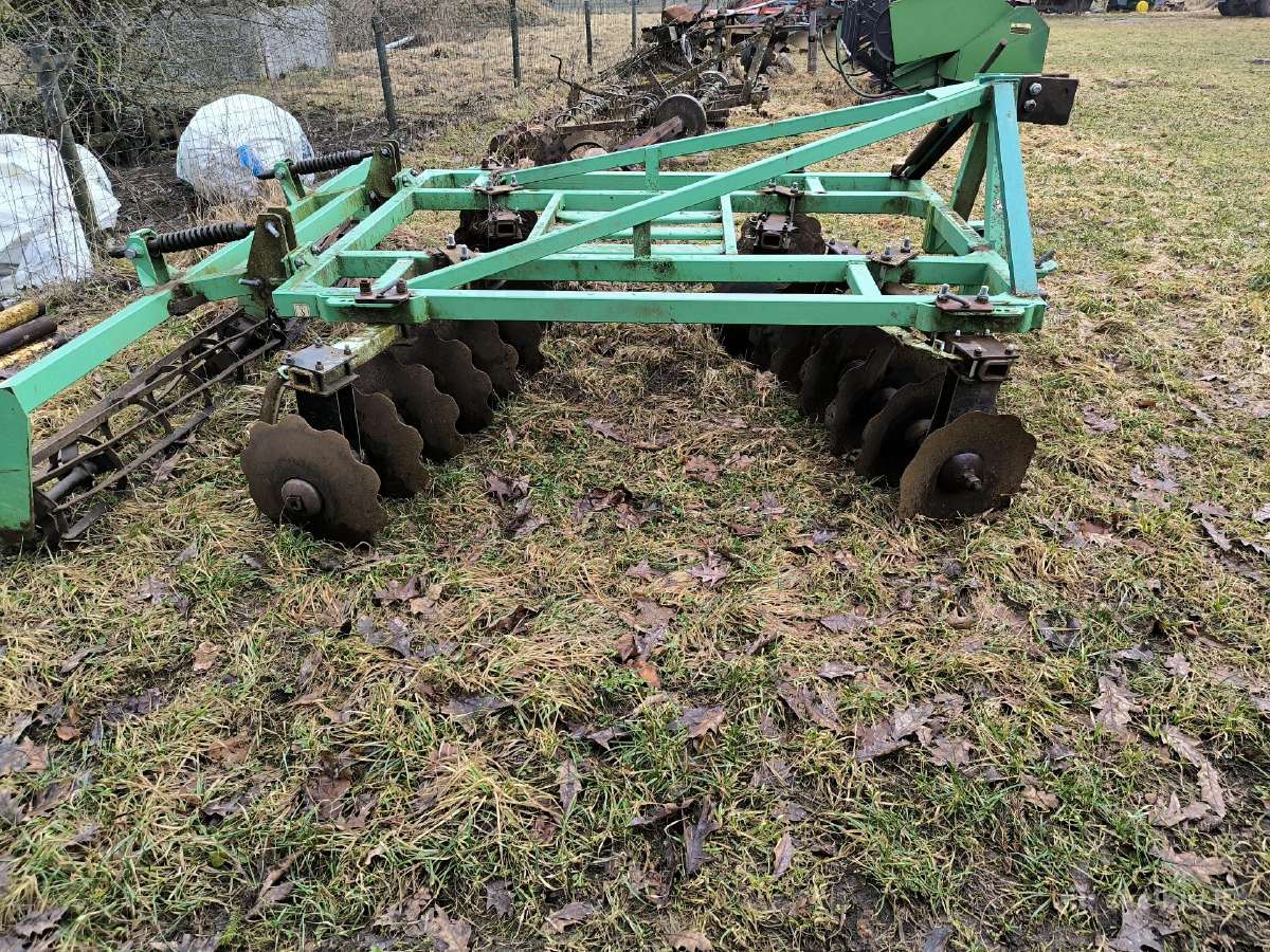 Skutikas - nuotraukos Nr. 2