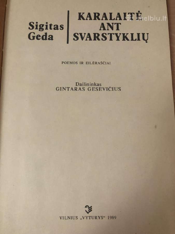 Karalaitė ant svarstyklių - nuotraukos Nr. 2
