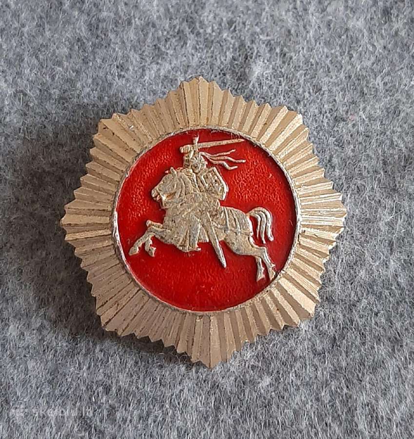 Kokarda policijos, balta