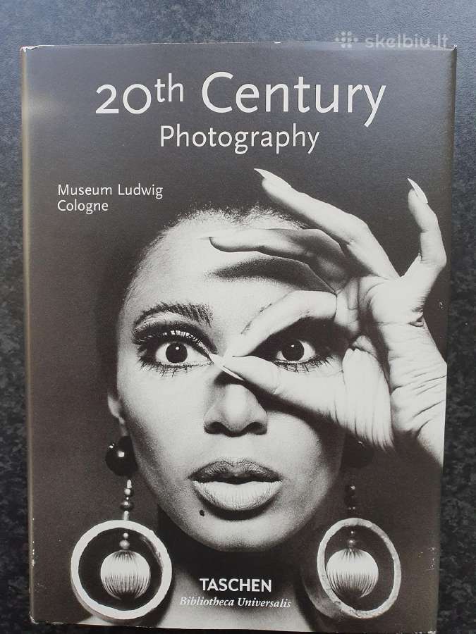 Taschen leidyklos knyga. 20th Century Photography