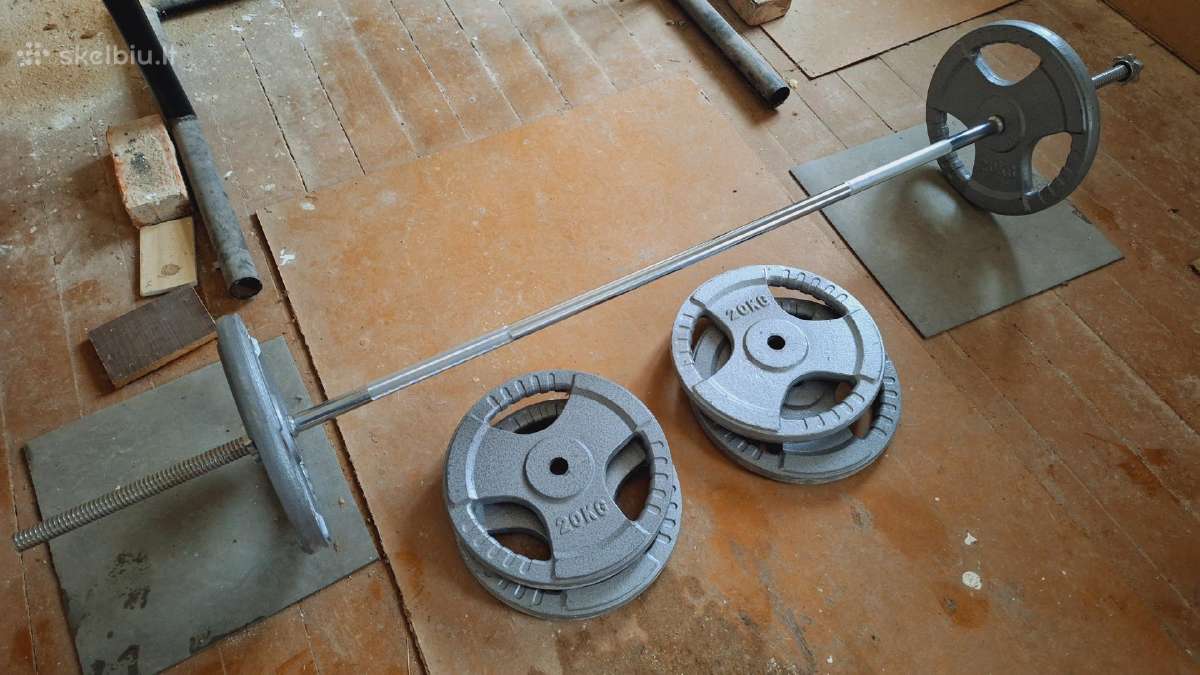 Štanga su svoriais 130kg. Sportinis suoliukas.