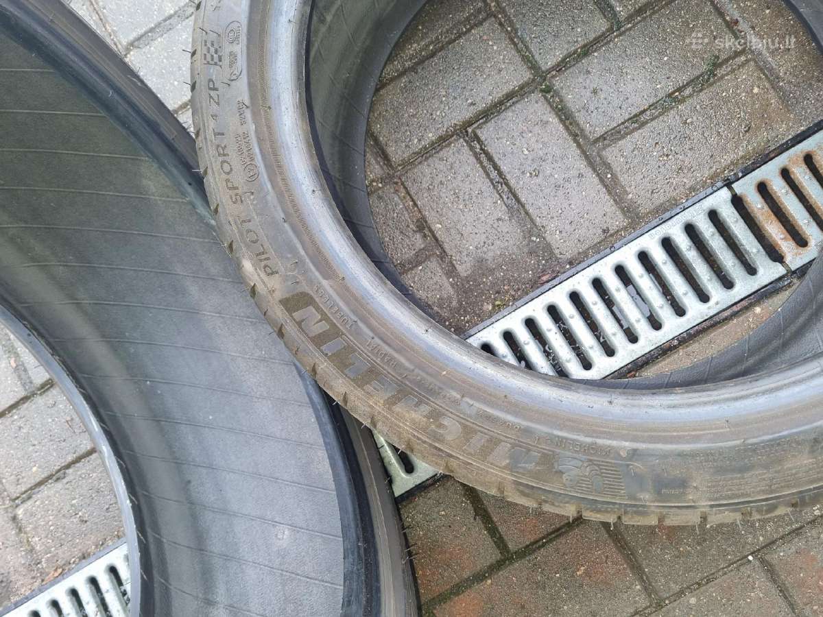 Parduodu 2 padangos Bridgestone 245/40/19 - nuotraukos Nr. 3