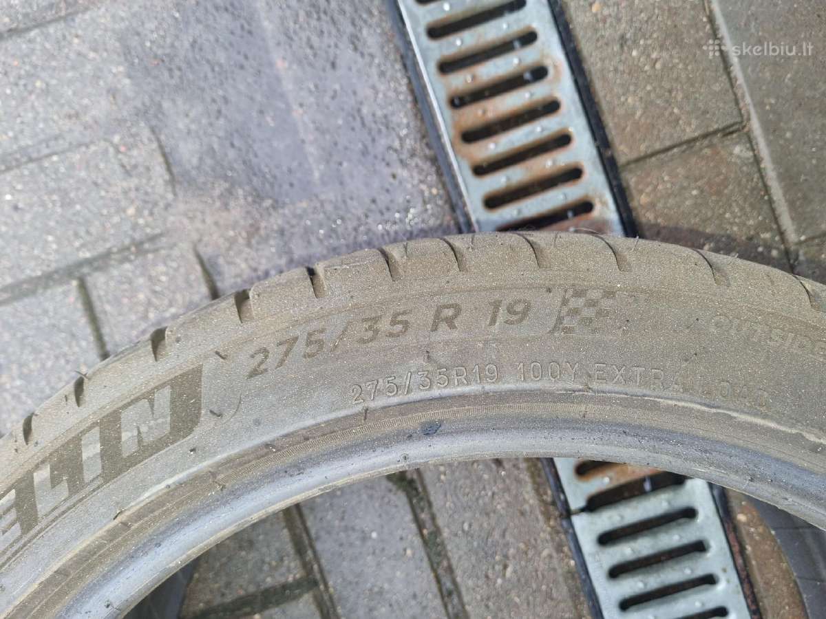 Parduodu 2 padangos Bridgestone 245/40/19 - nuotraukos Nr. 4