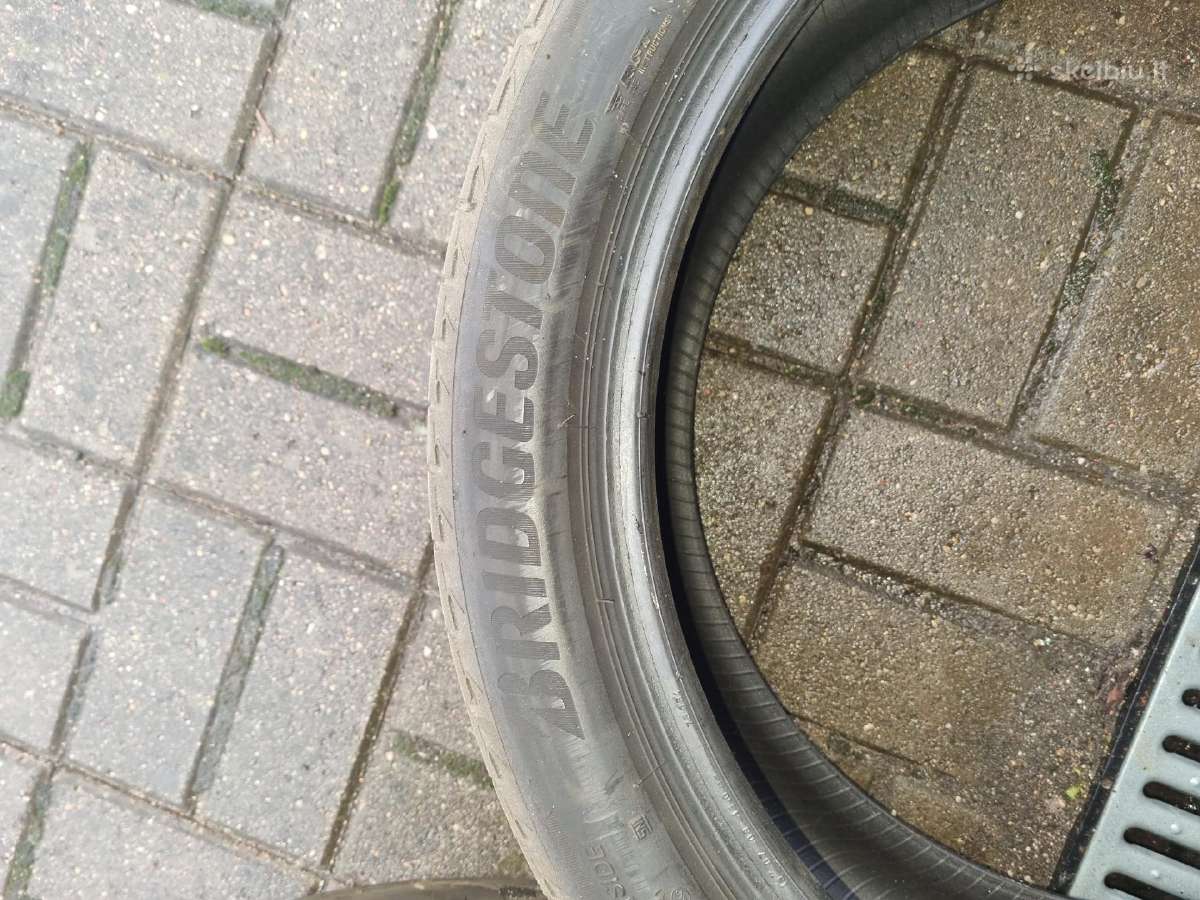Parduodu 2 padangos Bridgestone 245/40/19 - nuotraukos Nr. 7