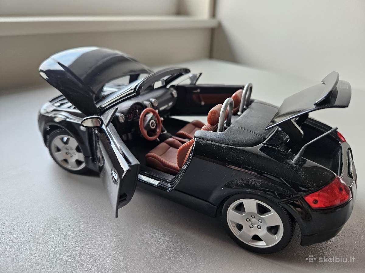Audi TT Roadster. (Maisto) 1:18
