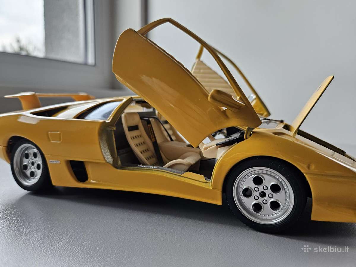 Lamborghini Diablo 1990 (Burago). 1:18 - nuotraukos Nr. 4