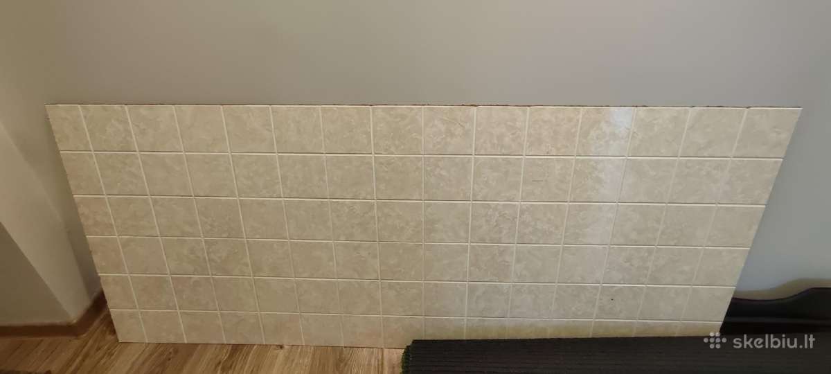 Dekoratyvinė dangos plokštė