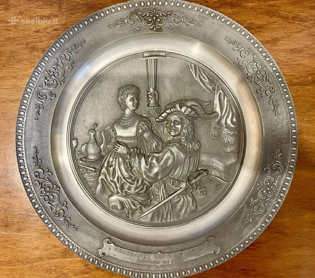 Metalinė dekoratyvinė lėkštė