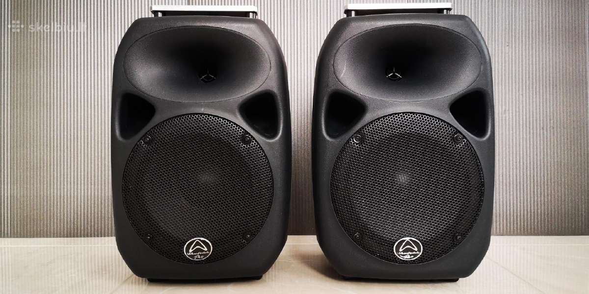 Wharfedale pro Titan 8 Koloneles.
