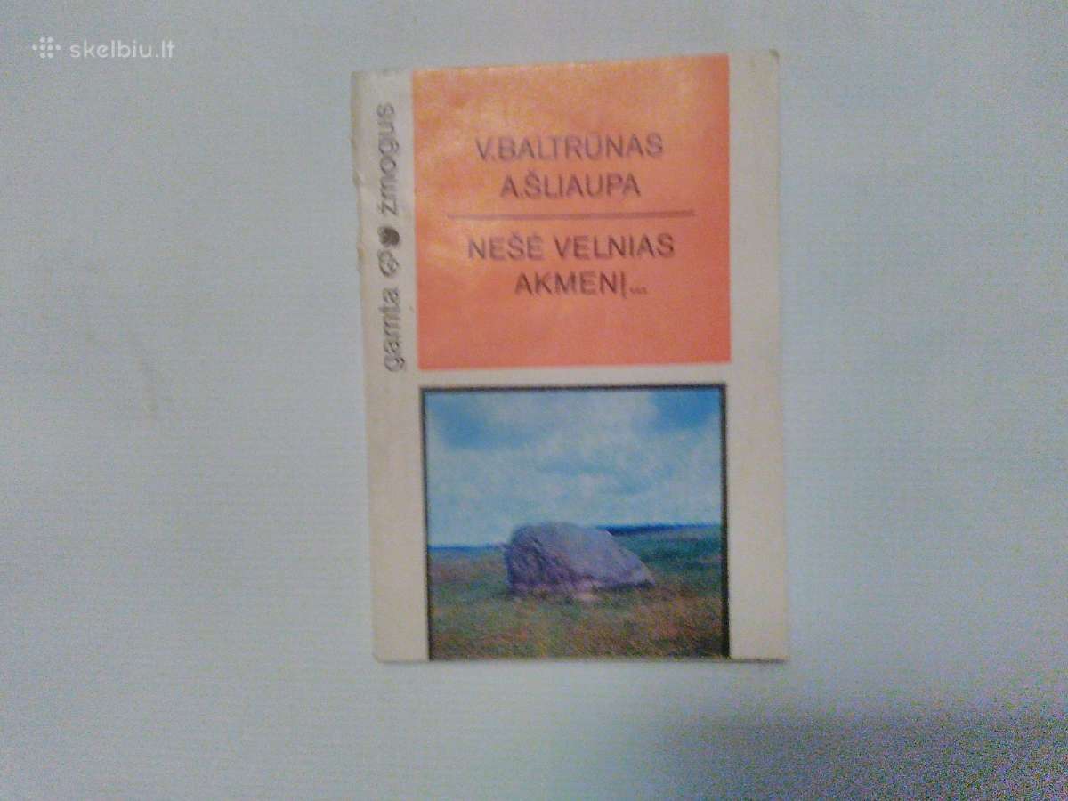 Nešė velnias akmenį