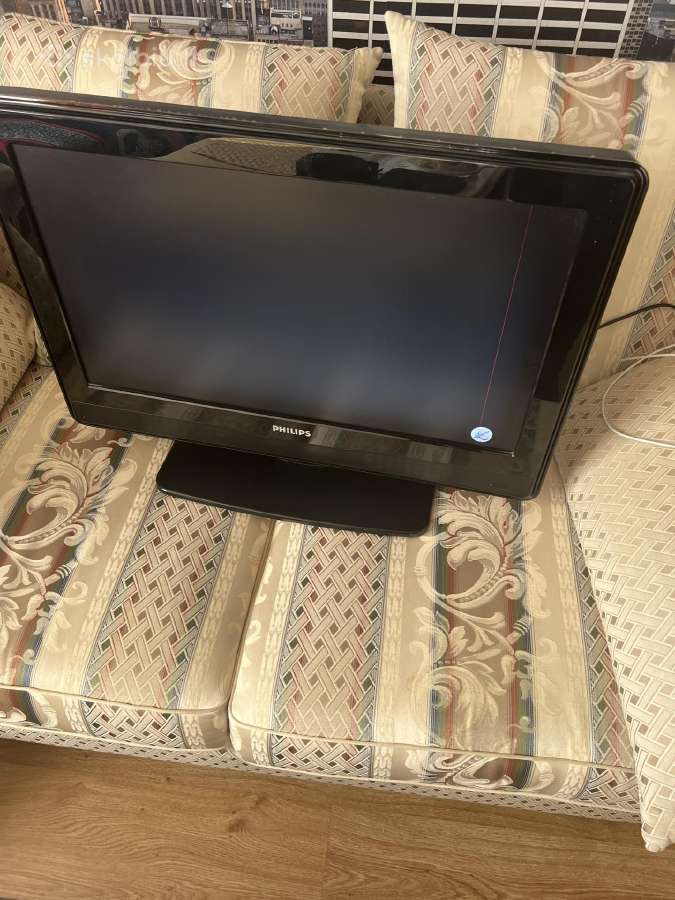 Parduodu televizorių Philips įstrižainė 66cm