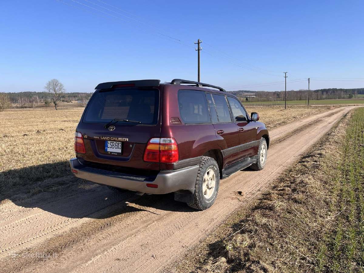 Toyota Land Cruiser 100 - nuotraukos Nr. 10
