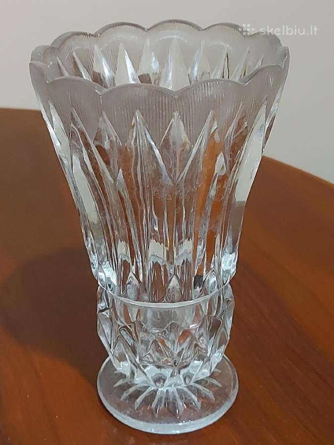 Krištalinės vazos