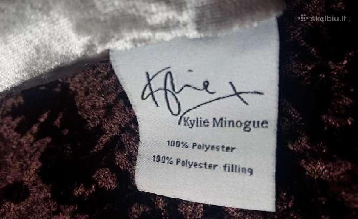 Dailios dekoratyvines pagalves _ Kylie Minoque - nuotraukos Nr. 6