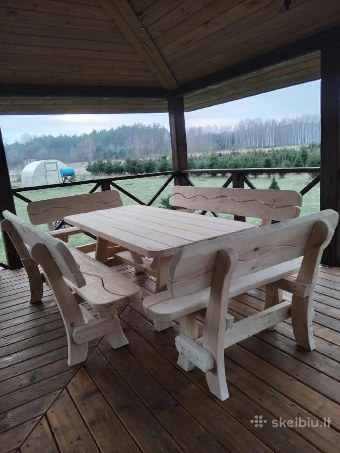 Lauko baldai