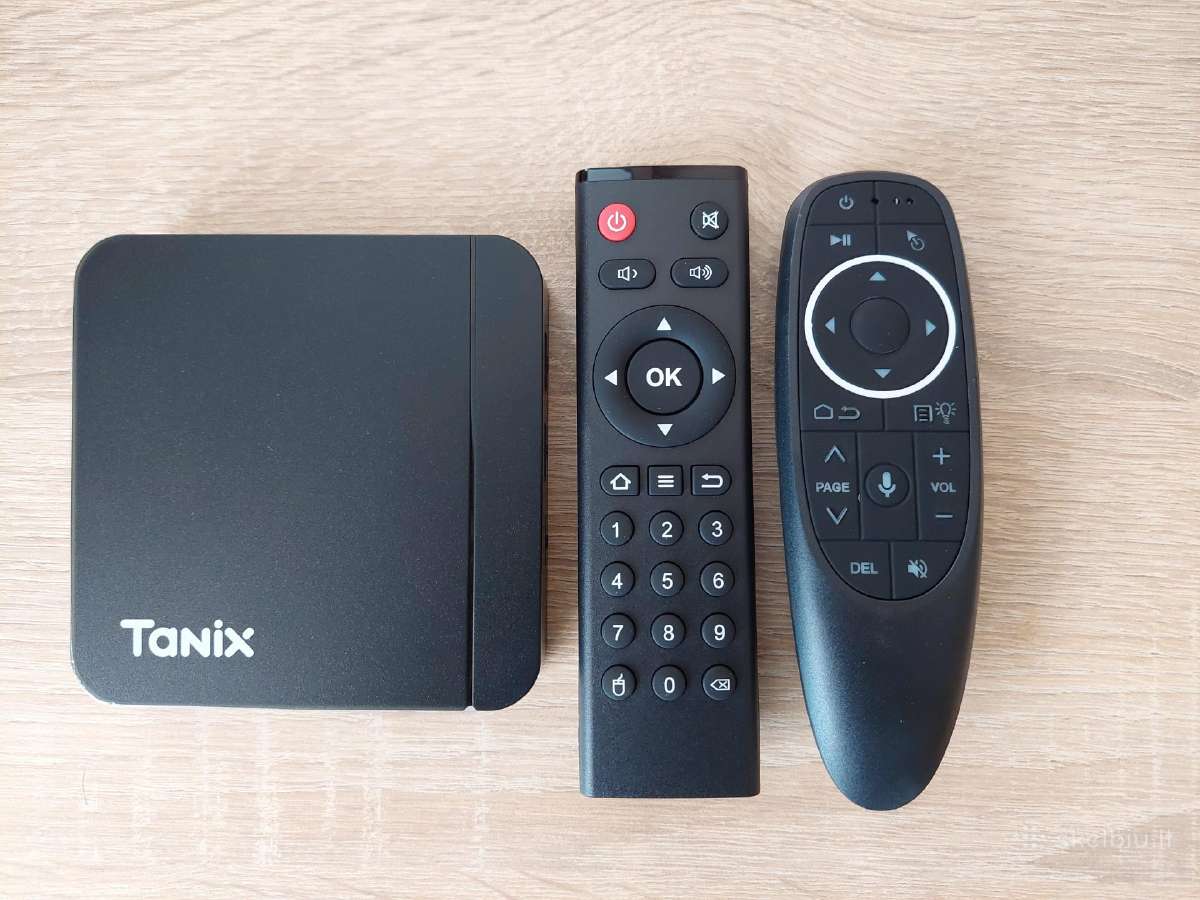 Tanix W2 4/32 Atv