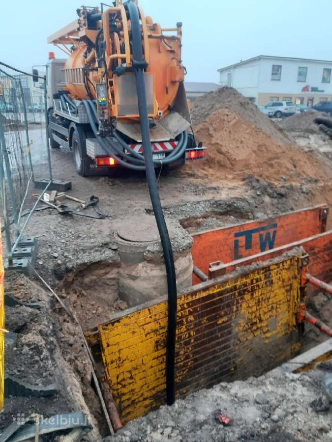 Nuoteku,betonito,vezimas,vamzdynu valymas,plovimas