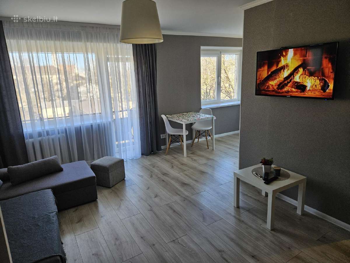 Dviejų kambarių nuoma miesto centre - nuotraukos Nr. 2