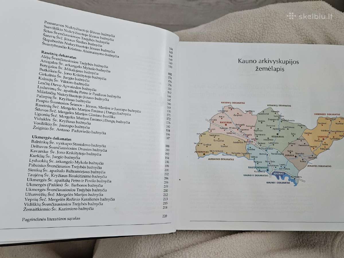 Knyga - Kauno arkivyskupijos bažnyčios - nuotraukos Nr. 3