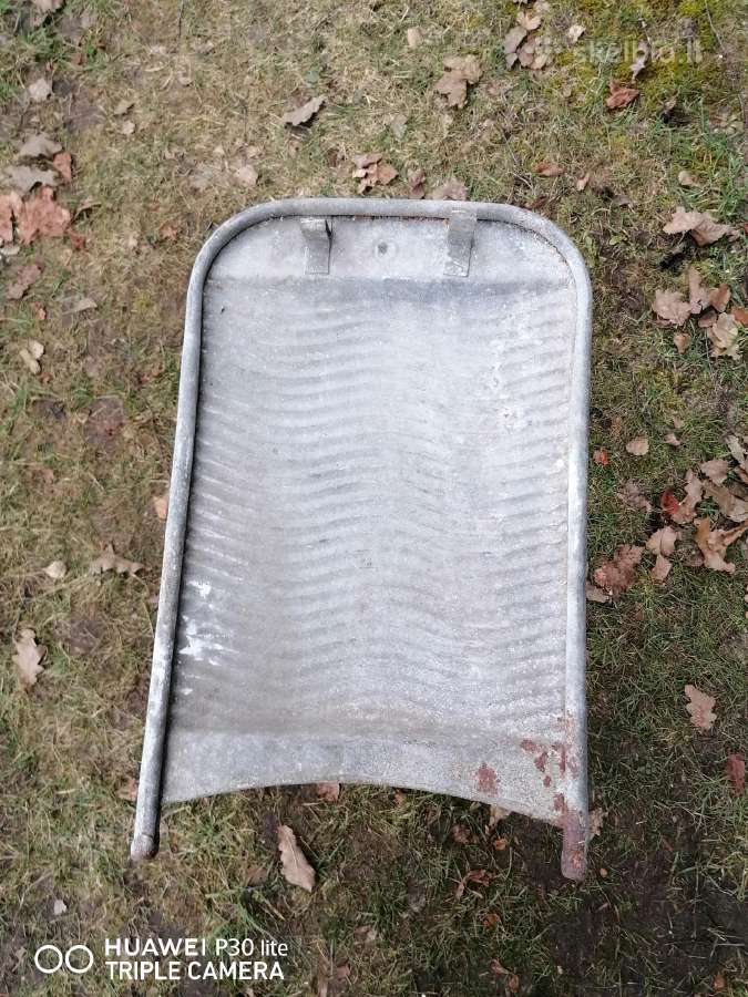 Skalbimo lenta, sena.