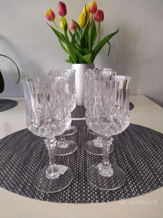 Šampano taures