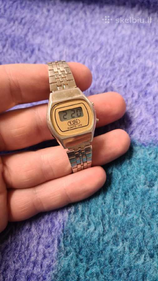 Tozai Quartz LCD