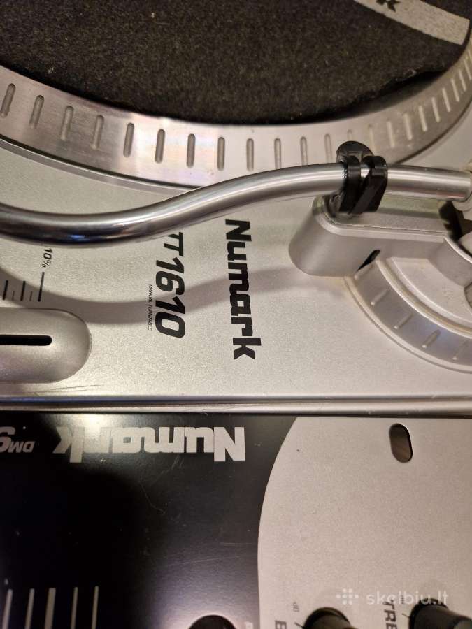 Numark Tt1610 + Numark Dm 950