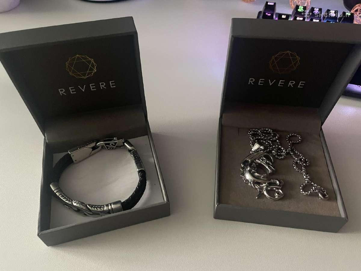 Revere vyriška apyrankė ir pakabukas