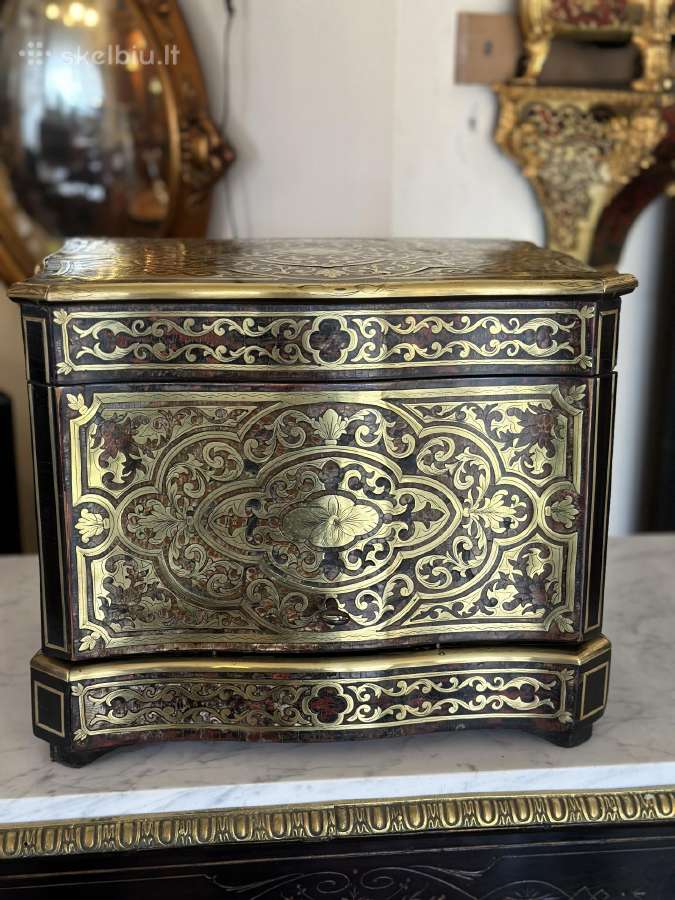 Boulle likerinė - nuotraukos Nr. 12
