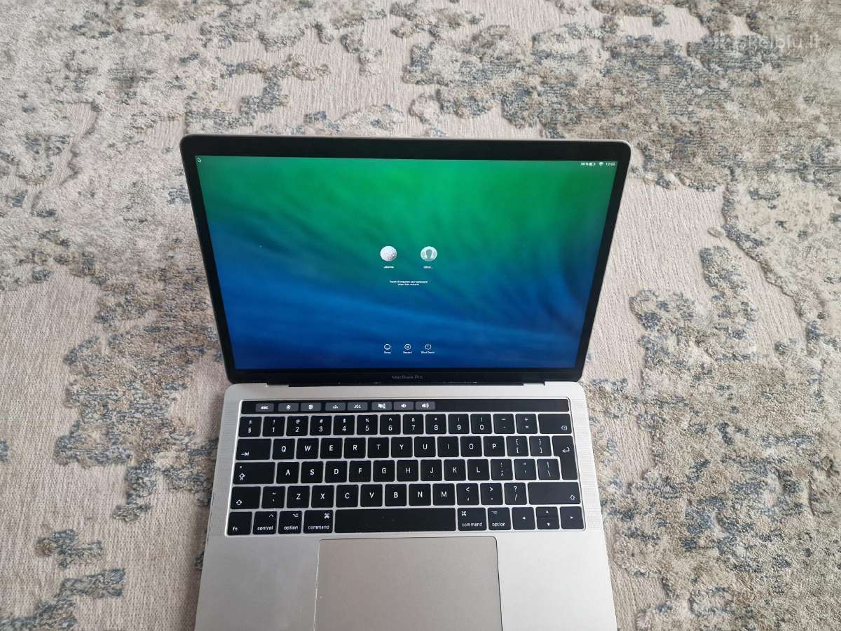 MacBook Pro 13 Touch Bar A1706