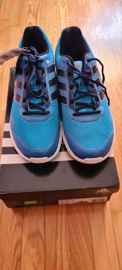 Kedai Adidas