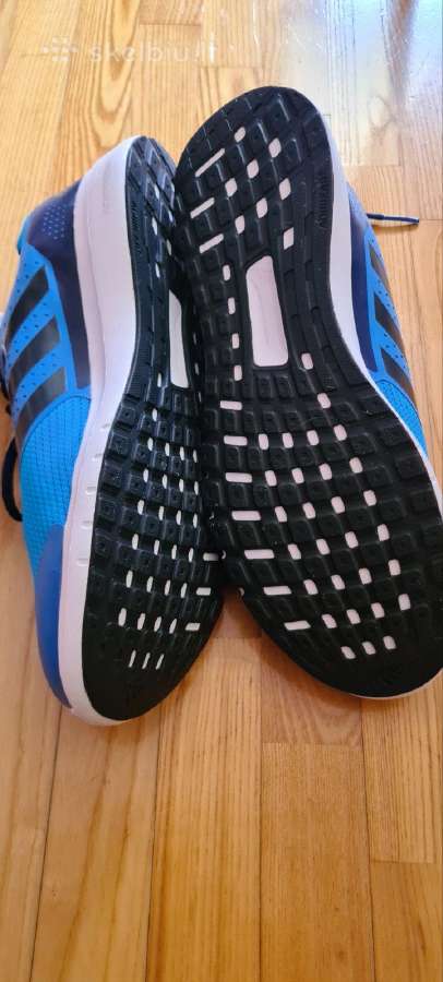 Kedai Adidas - nuotraukos Nr. 2