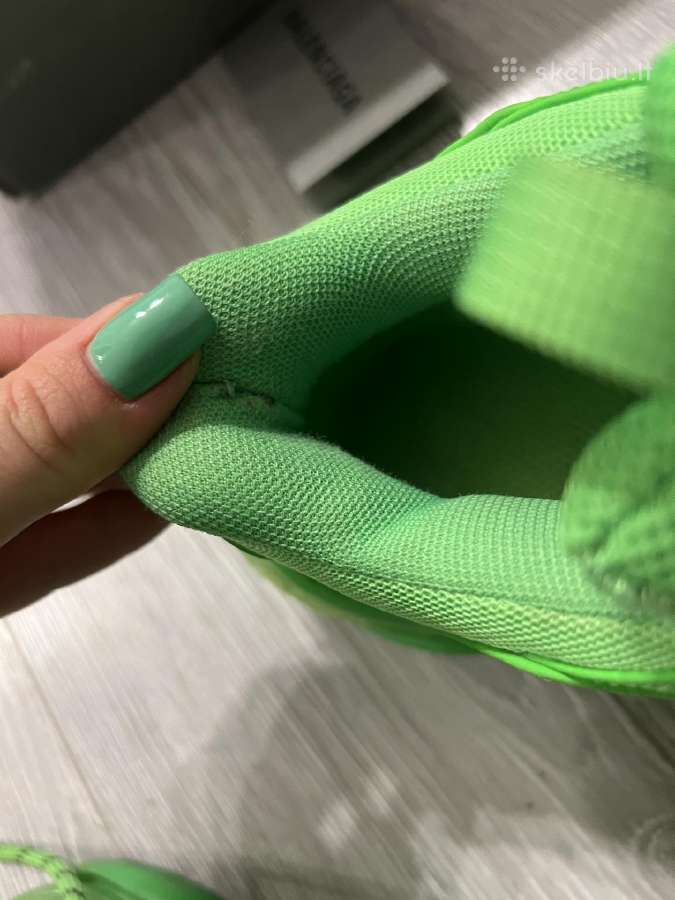 Balenciaga triple S žali sportbačiai - nuotraukos Nr. 9