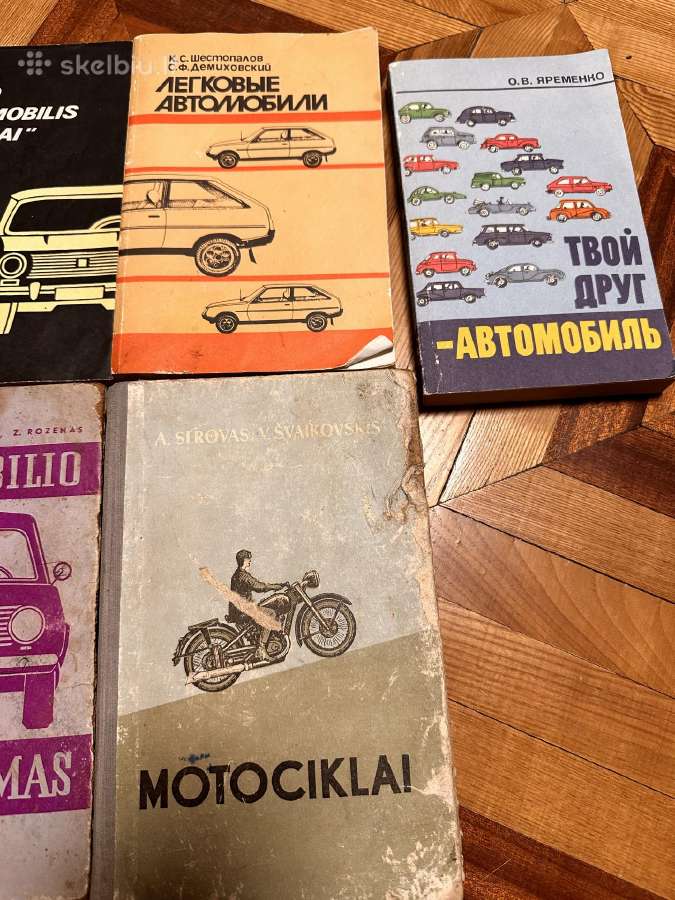 Knygos apie senovinius automobilius - nuotraukos Nr. 8