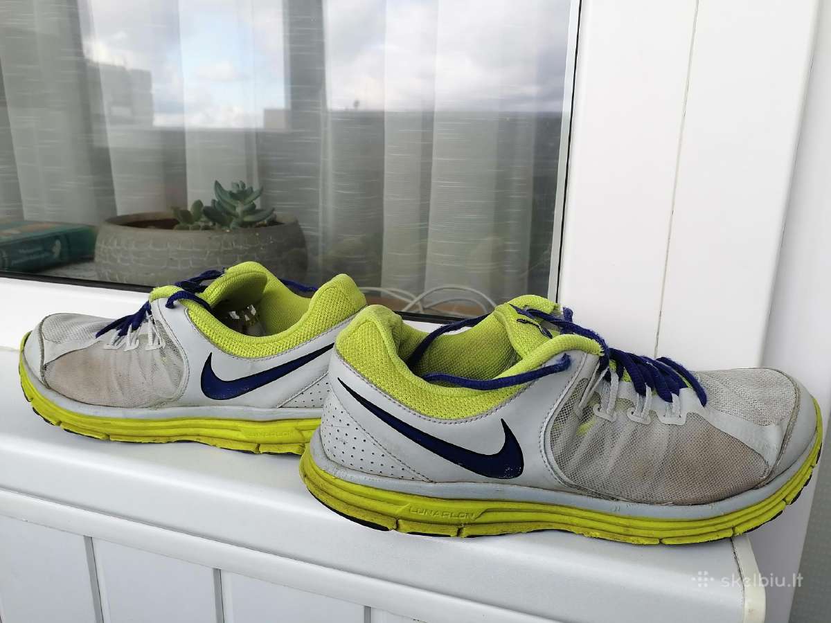 Nike sportiniai bateliai 42-43d.