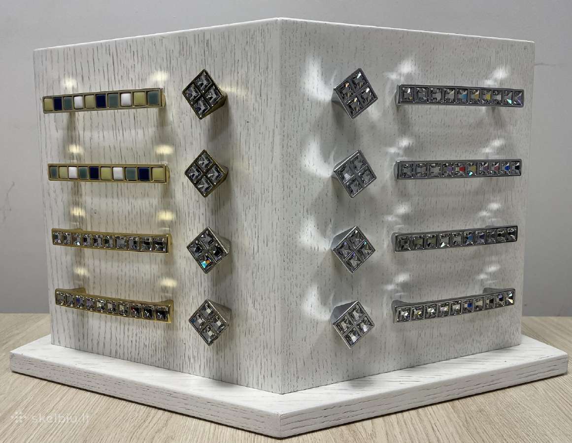 Swarovski baldinės rankenėlės