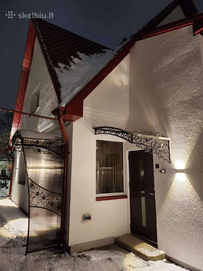 Stogeliai virš durų - nuotraukos Nr. 38
