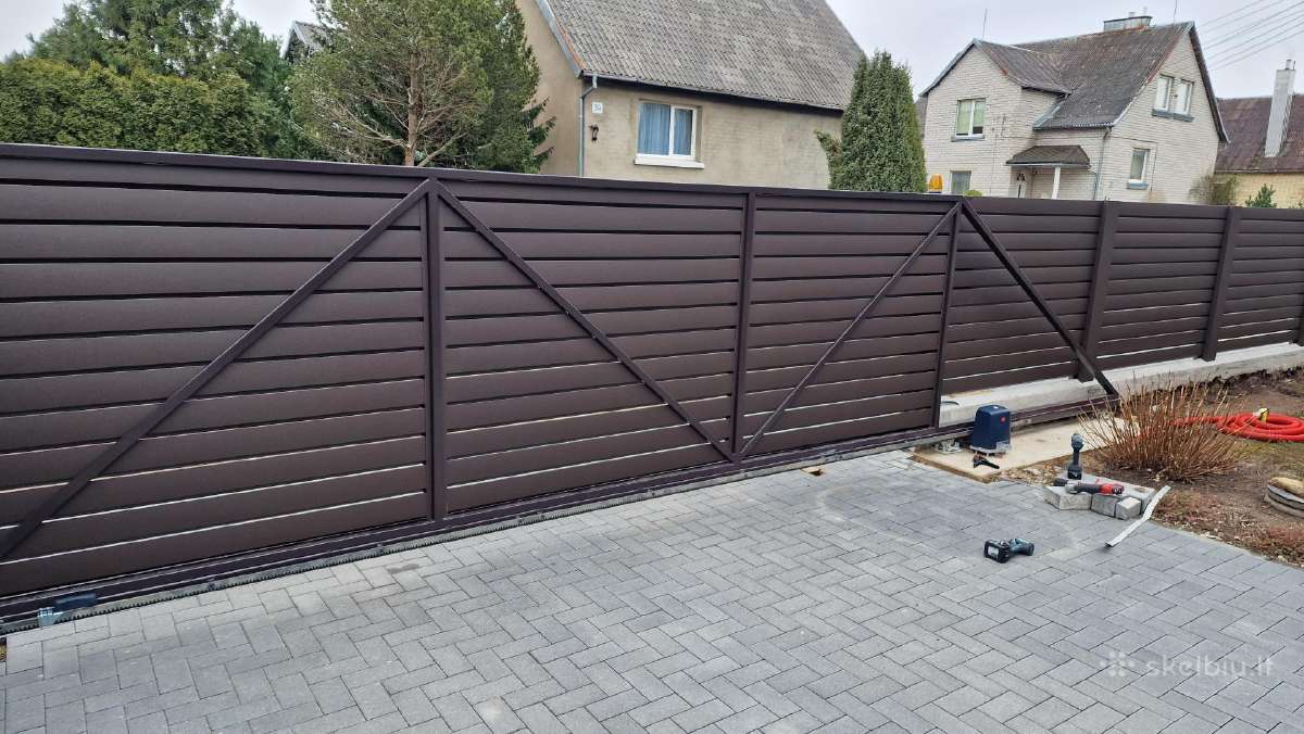 Skardines tvoralentes, rombas, zaliuze