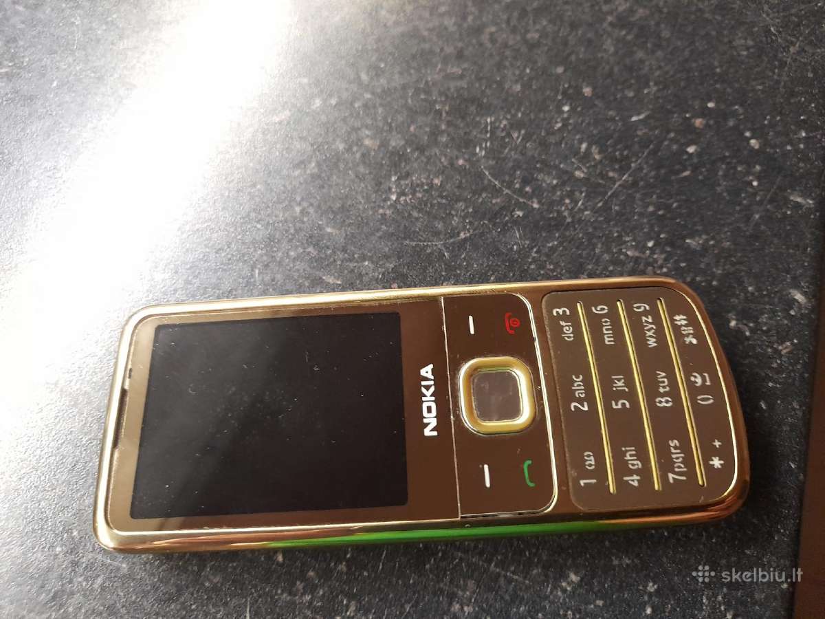 Nokia 6700 Gold