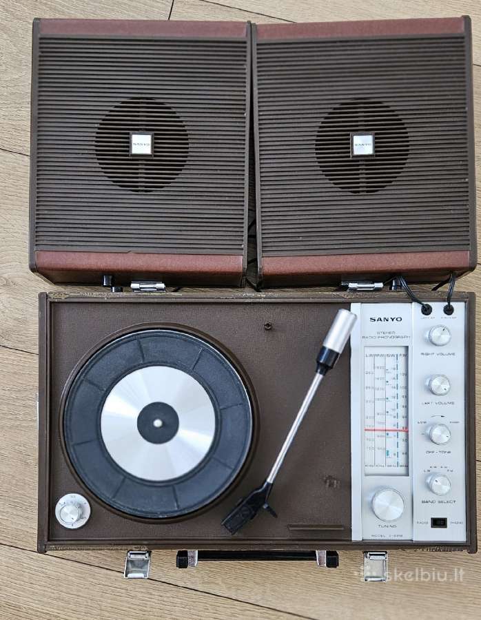 Sanyo G-2312 vintažinis nešiojamas fonografas